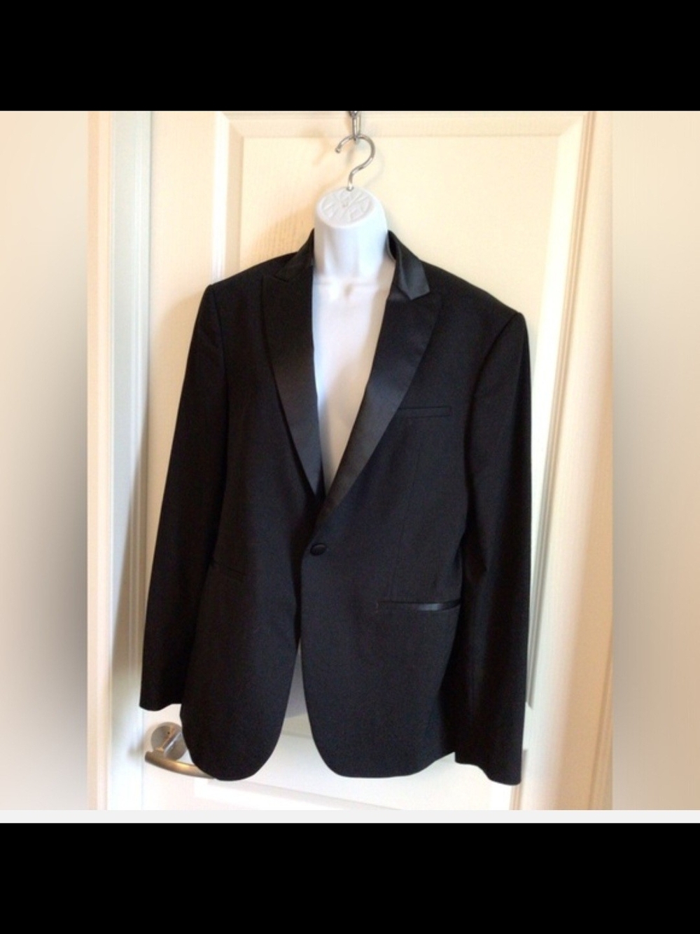 Men's Black Satin Lapel Tuxedo Blazer